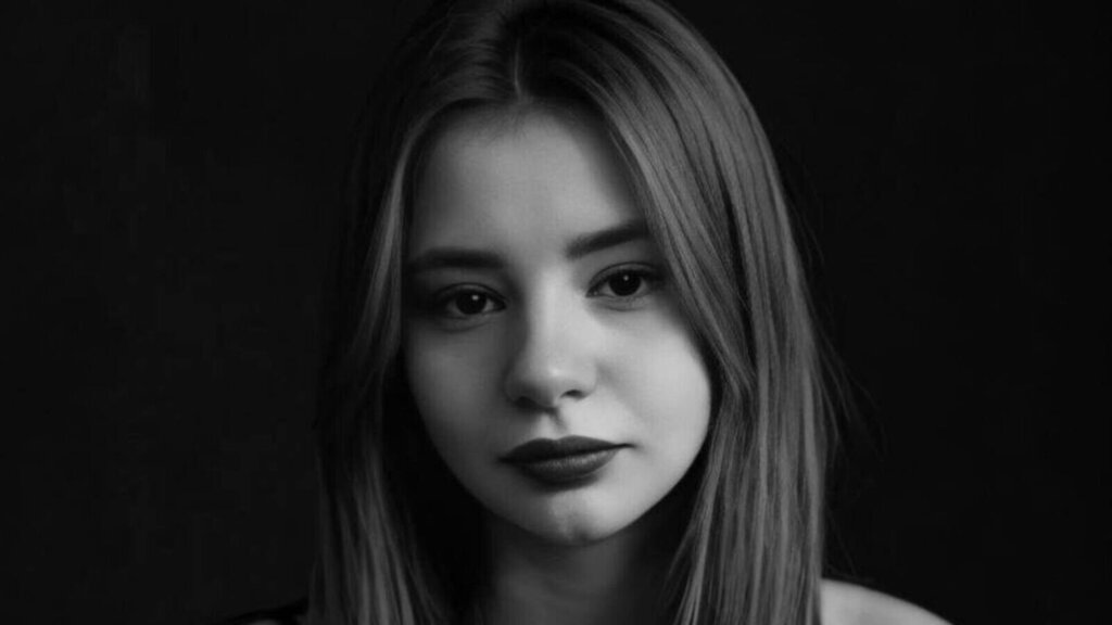 ElvinaDowden