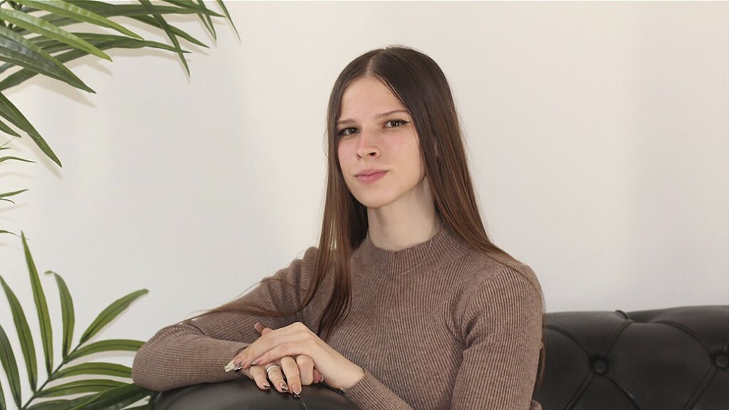 NikaLewin